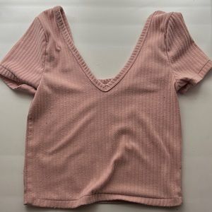 Pacsun V-cut cropped tee shirt